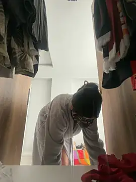 Snapshot of 0gece0 chatting on 11, 4, 2026 0gece0 online show from 11, 4, 2026