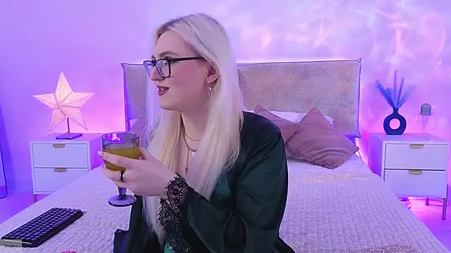 Snapshot of Jules_night chatting on 7, 2, 2026 Jules night online show from 7, 2, 2026