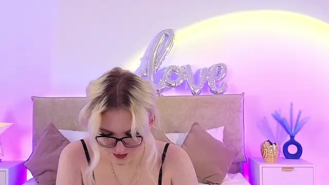 Snapshot of Jules_night chatting on 19, 3, 2026 Jules night online show from 19, 3, 2026