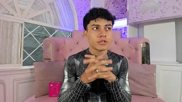 Dani rivass online show from 28, 11, 2025