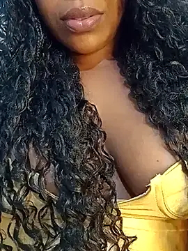 Snapshot of Kitana77 chatting on 10, 11, 2025 Kitana77 online show from 10, 11, 2025
