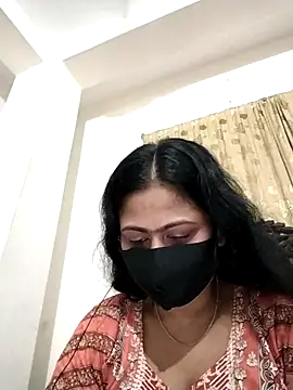 Snapshot of Neha-37 chatting on 5, 10, 2025 Neha-37 online show from 5, 10, 2025