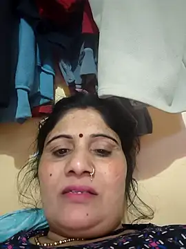 Snapshot of Rakhi99x chatting on 7, 4, 2026 Rakhi99x online show from 7, 4, 2026