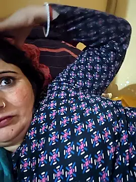 Snapshot of Rakhi99x chatting on 19, 4, 2026 Rakhi99x online show from 19, 4, 2026
