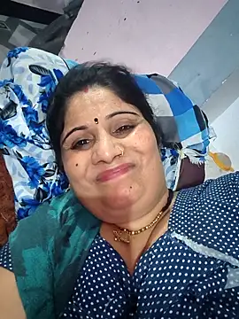 Snapshot of Rakhi99x chatting on 13, 5, 2026 Rakhi99x online show from 13, 5, 2026