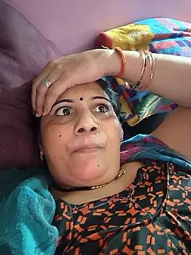 Snapshot of Rakhi99x chatting on 17, 5, 2026 Rakhi99x online show from 17, 5, 2026