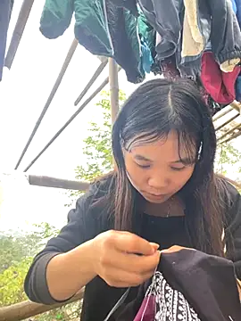 Ngoc-bbi online show from 17, 11, 2025