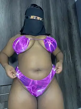 Snapshot of Ebony_Warlock_ chatting on 2, 5, 2026 Ebony Warlock online show from 2, 5, 2026
