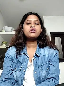 Snapshot of karina_0099 chatting on 11, 11, 2025 karina 0099 online show from 11, 11, 2025