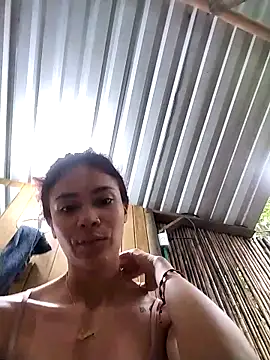 dulcelatin21 online show from 24, 11, 2025