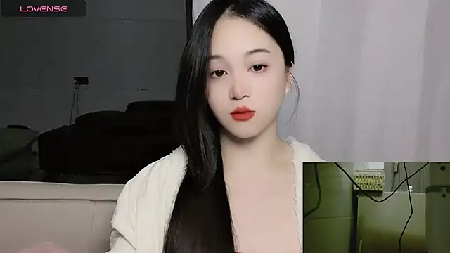 woaiqinqin online show from 5, 12, 2025