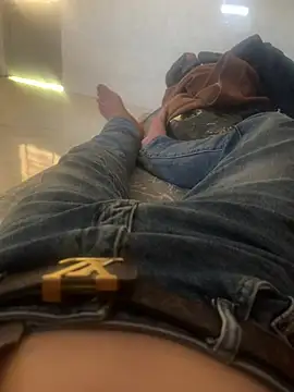 letruong6879 online show from 6, 4, 2026