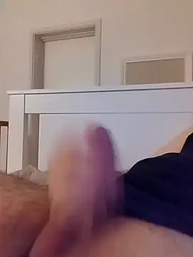 Snapshot of NewJoiner chatting on 23, 6, 2026 NewJoiner online show from 23, 6, 2026