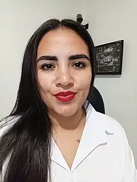 Snapshot of MAYE__13 chatting on 17, 6, 2026 MAYE 13 online show from 17, 6, 2026