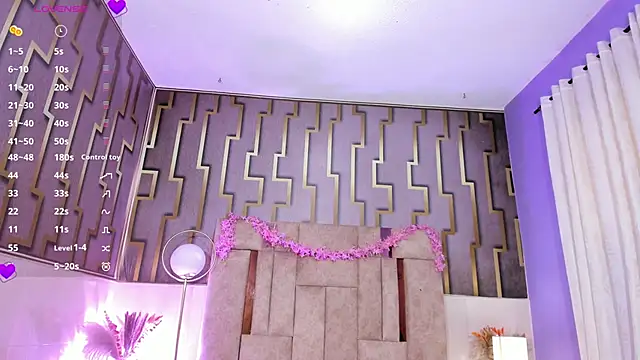 Snapshot of luna_maisonn chatting on 6, 2, 2026 luna maisonn online show from 6, 2, 2026