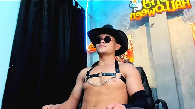 Snapshot of Manuel_FPG chatting on 28, 10, 2025 Manuel FPG online show from 28, 10, 2025