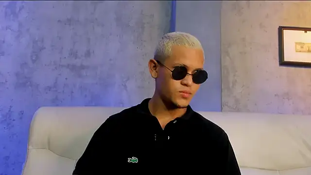 Snapshot of Manuel_FPG chatting on 18, 11, 2025 Manuel FPG online show from 18, 11, 2025