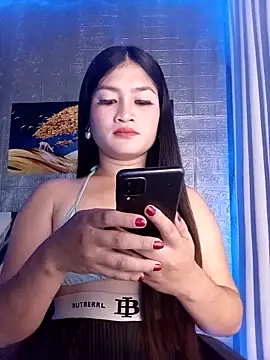 Snapshot of Naughtyalina2 chatting on 4, 12, 2025 Naughtyalina2 online show from 4, 12, 2025