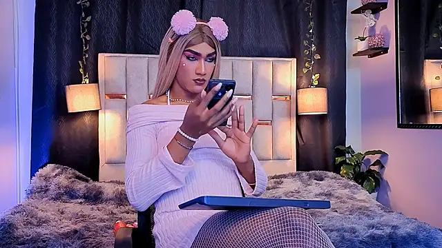 Snapshot of melody-rouss chatting on 16, 9, 2025 melody-rouss online show from 16, 9, 2025