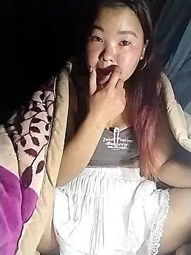 lylylove online show from 27, 3, 2026