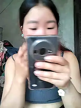 Snapshot of lylylove chatting on 22, 6, 2026 lylylove online show from 22, 6, 2026