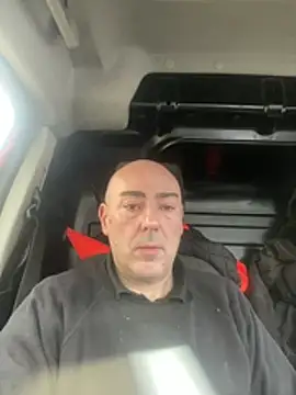 Snapshot of Richmcgee chatting on 4, 3, 2026 Richmcgee online show from 4, 3, 2026