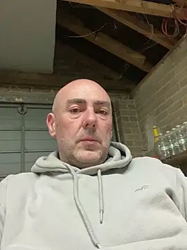 Snapshot of Richmcgee chatting on 17, 3, 2026 Richmcgee online show from 17, 3, 2026