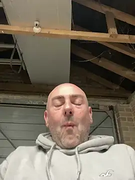 Snapshot of Richmcgee chatting on 18, 3, 2026 Richmcgee online show from 18, 3, 2026