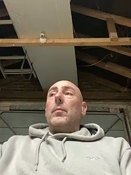 Snapshot of Richmcgee chatting on 21, 3, 2026 Richmcgee online show from 21, 3, 2026