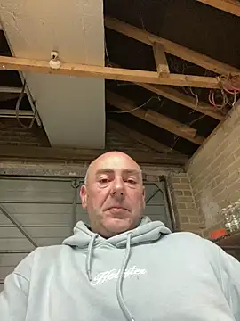 Snapshot of Richmcgee chatting on 28, 3, 2026 Richmcgee online show from 28, 3, 2026