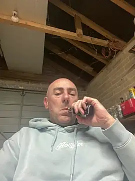 Snapshot of Richmcgee chatting on 1, 4, 2026 Richmcgee online show from 1, 4, 2026