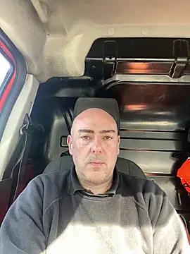 Snapshot of Richmcgee chatting on 2, 4, 2026 Richmcgee online show from 2, 4, 2026