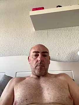 Snapshot of Richmcgee chatting on 3, 4, 2026 Richmcgee online show from 3, 4, 2026