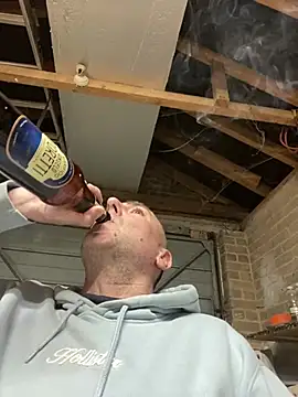 Snapshot of Richmcgee chatting on 6, 4, 2026 Richmcgee online show from 6, 4, 2026