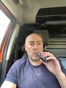 Snapshot of Richmcgee chatting on 7, 4, 2026 Richmcgee online show from 7, 4, 2026