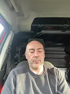 Snapshot of Richmcgee chatting on 10, 4, 2026 Richmcgee online show from 10, 4, 2026