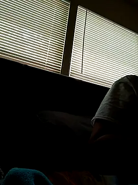 Snapshot of NenaMami74 chatting on 28, 10, 2025 NenaMami74 online show from 28, 10, 2025