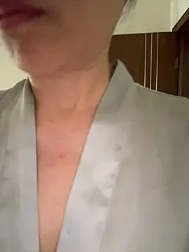 xiiuuff18 online show from 23, 5, 2026