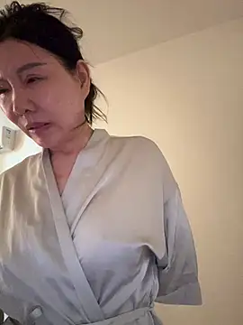 Snapshot of xiiuuff18 chatting on 12, 7, 2026 xiiuuff18 online show from 12, 7, 2026