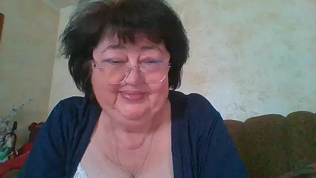 Snapshot of MilaSky5303 chatting on 19, 4, 2026 MilaSky5303 online show from 19, 4, 2026