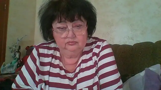 Snapshot of MilaSky5303 chatting on 26, 4, 2026 MilaSky5303 online show from 26, 4, 2026