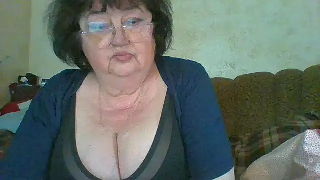 Snapshot of MilaSky5303 chatting on 14, 5, 2026 MilaSky5303 online show from 14, 5, 2026