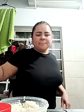 Miss Adriana01 online show from 13, 9, 2025