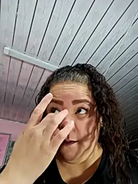 Miss Adriana01 online show from 4, 2, 2026