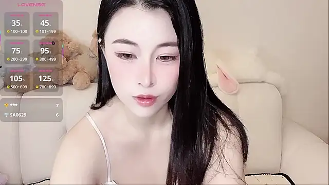 LuLu-Moon online show from 31, 10, 2025