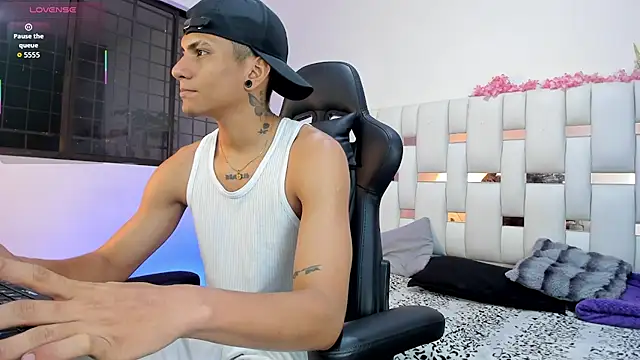 Adan Oriol online show from 28, 2, 2026