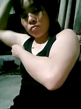 Maymay0033 online show from 5, 11, 2025