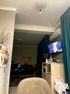 Snapshot of AliceCurlyX chatting on 21, 12, 2025 AliceCurlyX online show from 21, 12, 2025