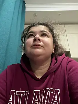 AliceCurlyX online show from 1, 2, 2026