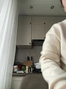 AliceCurlyX online show from 8, 2, 2026